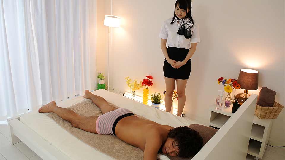 Nozomi Aiuchi Fucked By Her Massage Client