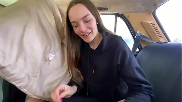 Beautiful Teen Sucks Older Man’s Cock In Car
