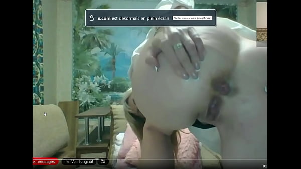 blondasse salope russe branle cam