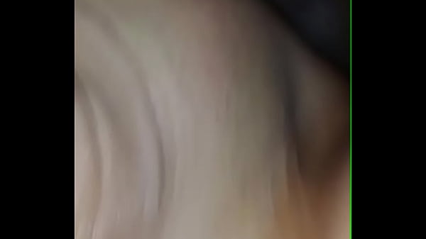 Cornudo me presta a su esposa