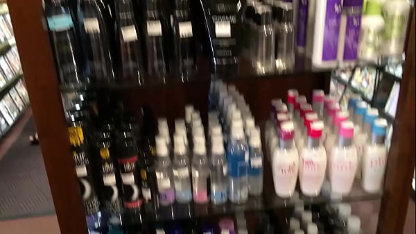 Latina Cutie Josie Jagger Sucks A Frat Guy And Gets Her Pussy Eaten Out