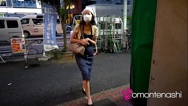 Married woman enjoys sex with her sex friend during work break!!