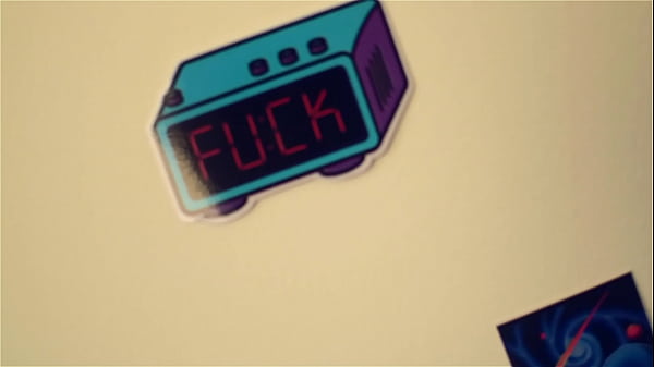 Mía Khalifa – videoclip malckomportamiento