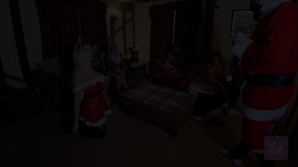 Santa’s girls! What a gift! Girl Orgy and shared cock!!