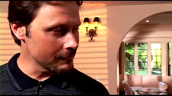 Hannah Harper And Taryn Thomas Gets Their Asses Rammed With Strap Ons