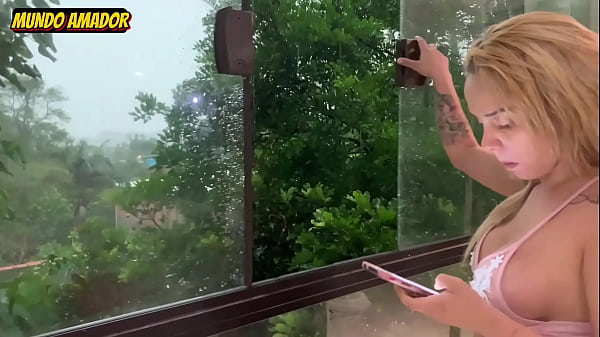 Marido pediu massagem para desestressar…