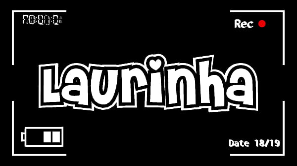 Novinha gostosa apresentou seus brinquedos e ainda por cima sentou gostoso na pika do novinho