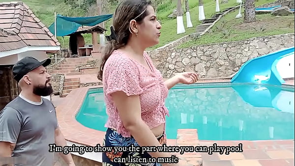 Latina cachonda arrendataria satisface a su inquilino dándole una gran follada – Porno en Español