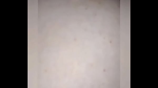 Meu cuzinho não aguentou a rola monstruosa desse negão