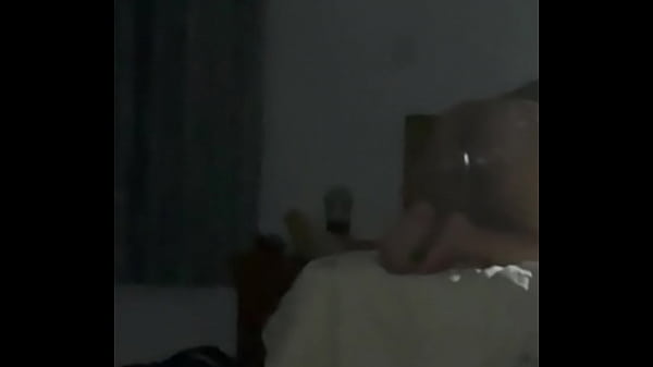 Amiga de tinder me acepta salida