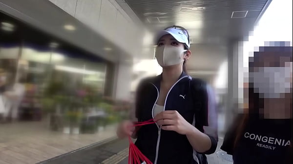 パート1【巨乳ビーチバレーJD×ぶっかけ2連発】ガチ撮り新企画!!初回は湘南でなまなま女子とやりたい放題