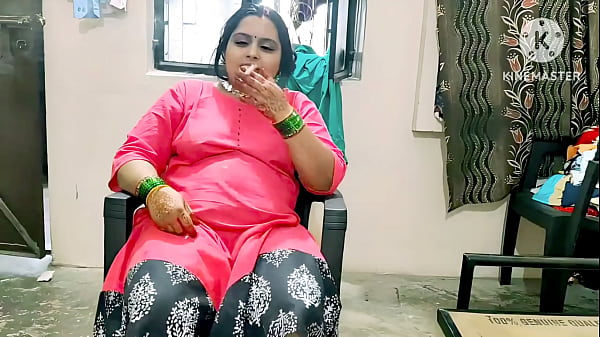 Indian Desi Mom fuking neighbour boy’s