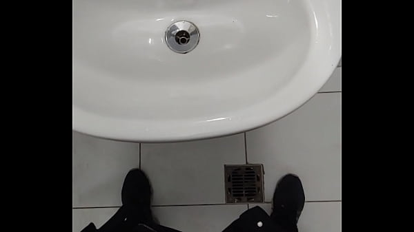 Pau Grande mole mijando