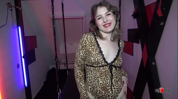 Young and sexy girl private home creampie gangbang