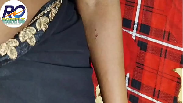 Part (1) Bhabhi looks very beautiful in black saree Super mast chudai pussy hindi audio sound effect