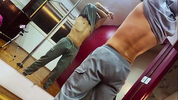 Não fala nada, só assiste… Jerk Off com putaria dita no teu ouvido PUNHETA SOLO