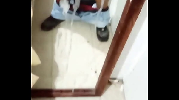 Divirtiendome en mi habitación