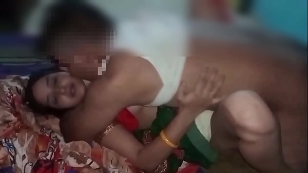 All night I kept fucking my step brother thinking he was my step brother, with Hindi audio