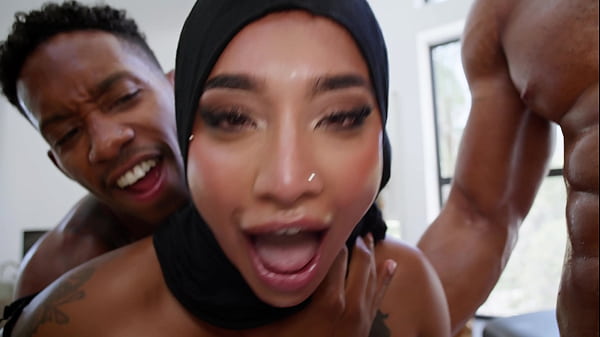 HIJAB PRINCESS YASMINA KHAN GANG BANGED BY HER BROTHERS HOMIES