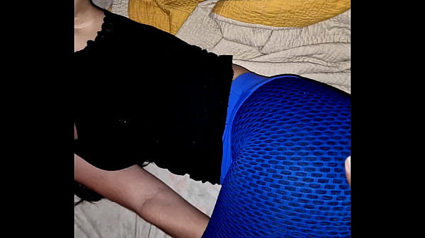 Destrozando coño estrecho virgen de mi Hijastra de 18 años