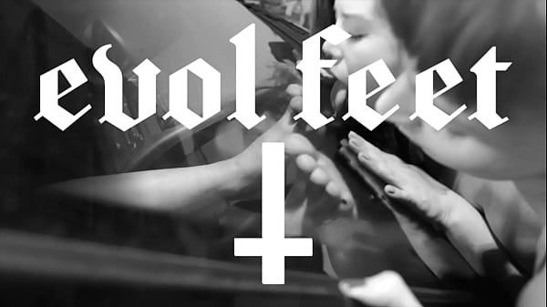 Three Foot Goddesses To Make You Cum