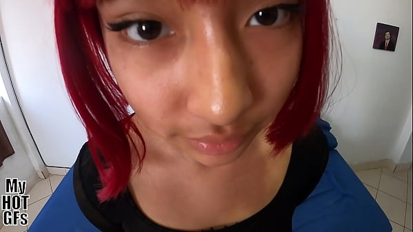 Jovencita pelirroja de 18 añitos folla como una diosa!