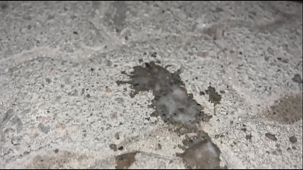 CASADA CORRENDO DE SHORTINHO BRANCO CURTINHO NA VIA DUTRA E UM DOTADO OFERECE UMA CARONA MUITO GOSTOSA