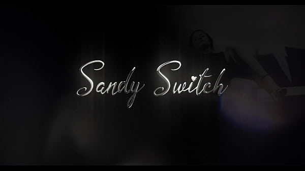 Pretty hitchhiker seduces driver and gives blowjob at 93 mph