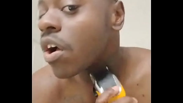 A sneak peek of other ways that I shave and look in person with sideburns for free 3