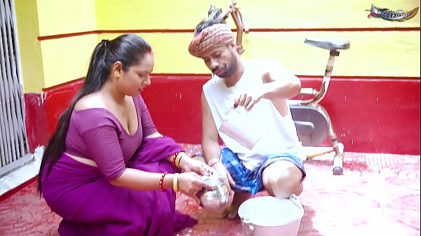 milkman antim harcore fuck with arshi Bhabhi when she was alone at home full movie ( hindi audio )