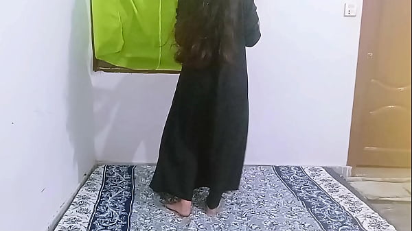 Desi Indian Young girl Cheating Wife Ferzana Bhabhi Wearing a Abaya Hijab Fucking