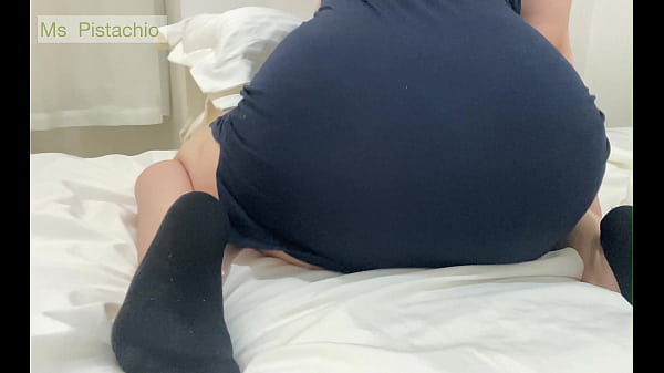 Sexy Step Sister is wants to masturbating and making money