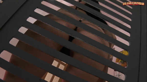 HOT BRUNETTE WITH ANAL PLUG GETS FUCKED