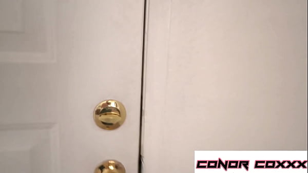 Perfect big booty babe Jennifer White tries out my dick