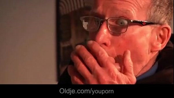 YouPorn – Dirty Santa gives nasty teenie a hard spank and fuck