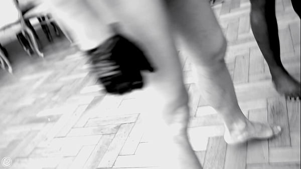 HOTWIFE GETS FUCKED BY 6 MEN – HARDCORE ROUGH BDSM GANGBANG