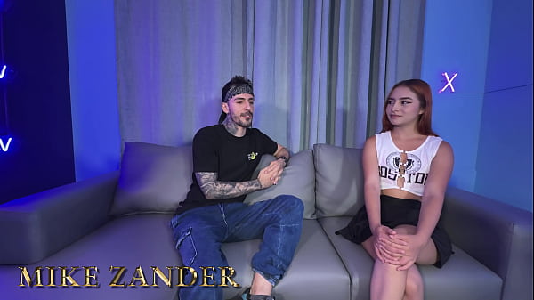 Beautiful latina presents her first casting and lets me taste her tight pussy