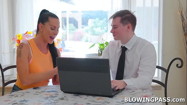 Milf deepthroating husbands accountant