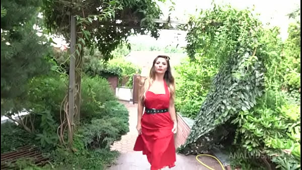 Lilly hardcore group Gangbang DAp piss (wet)