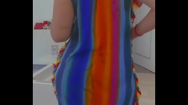 قحبة جزائرية تستعرض مؤخرتها