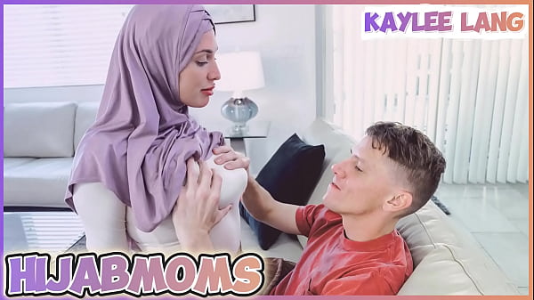 Married Discreet and Horny Arabic Milf Kaylee Lang