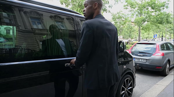 Seductive Spy Gatita Veve Shares Her BBC Bodyguard With Hot Blonde Vera Jarw GP3302