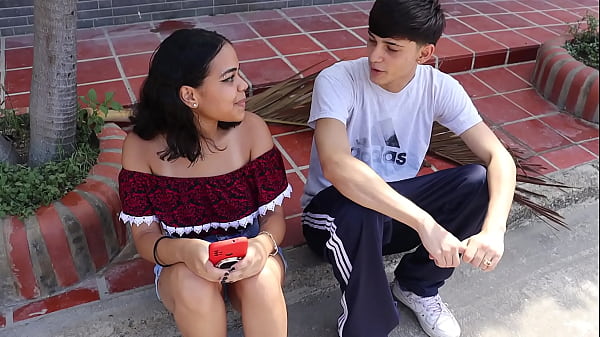 me follo a mi vecino mientras mi esposo no esta no esta, putita infiel – porno en espanol