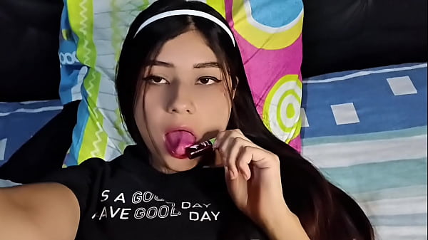 Colombian porn actress has a video infiltrated with her math teacher