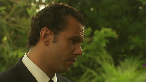 Naughty Couple Enjoys Historical Role Play And Fuck In An Enchanted Garden