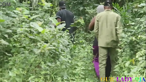 Somewhere in Africa Bbw Pornstar Meets With Softkind Fucksy In an outdoor sex tour with hardcore Sex