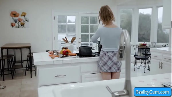 Octavia Red, Jay Romero – Blondie hottie with nice natural big boobs seduces friend for a wet fuck