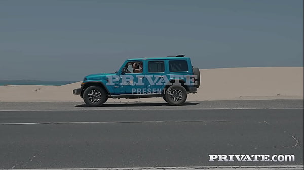 Vixi Rafi’s Private Debut