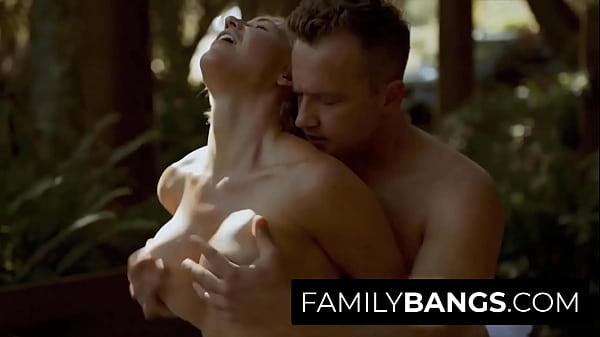 FamilyBangs.com ⭐ Empowered Stepmom has a Crush with her Deportist Stepson, Kit Mercer, Van Wylde