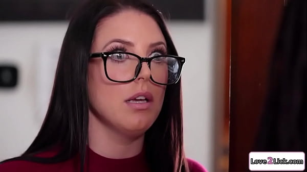 Love2Lick.com – Ebony girl fucks a busty brunettes pussy